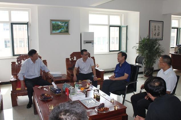 中國鑄造協(xié)會(huì)常務(wù)副會(huì)長張立波一行蒞臨公司考察指導(dǎo)工作